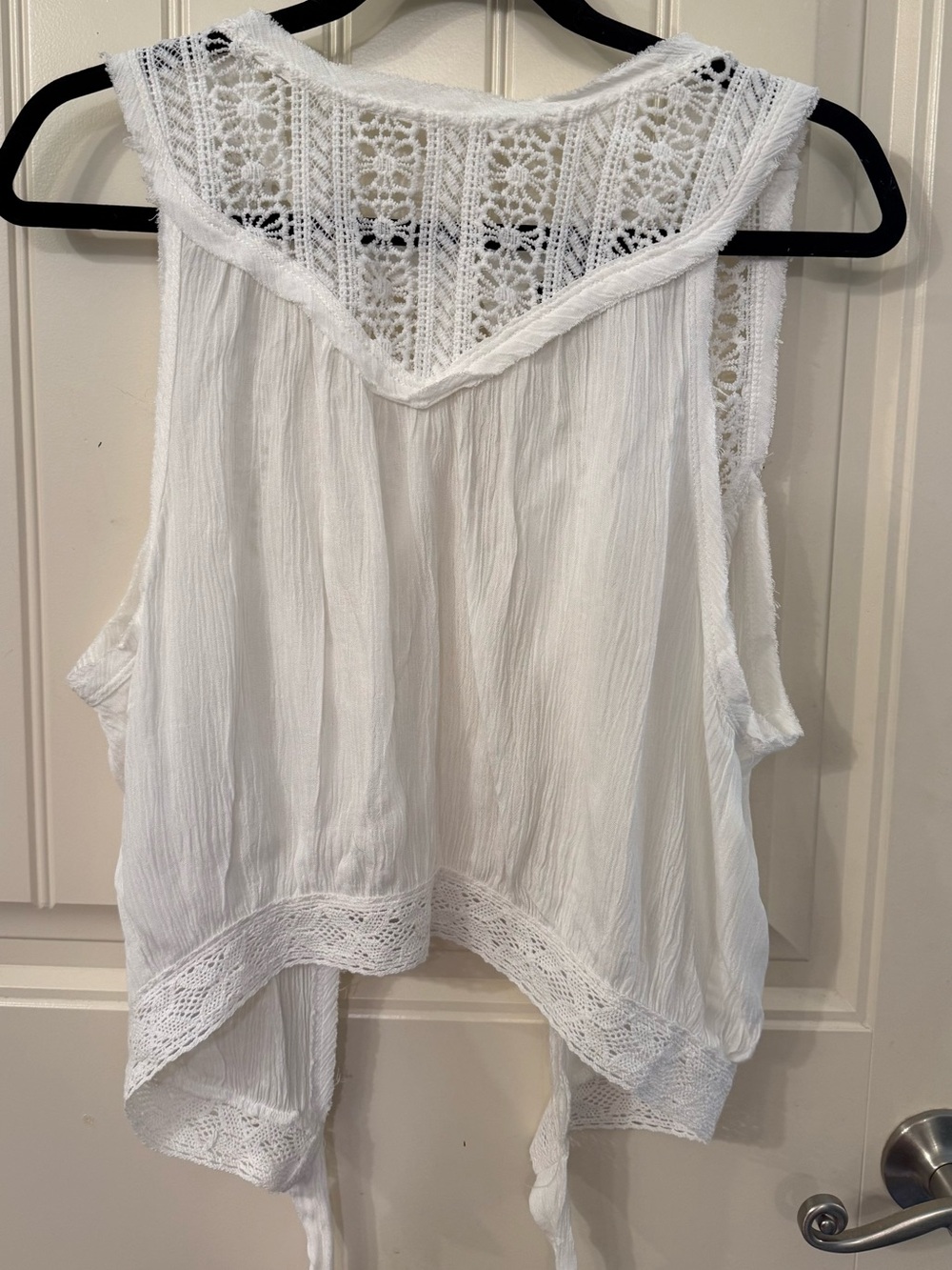 POL White Crochet Yoke Sleeveless Camisole